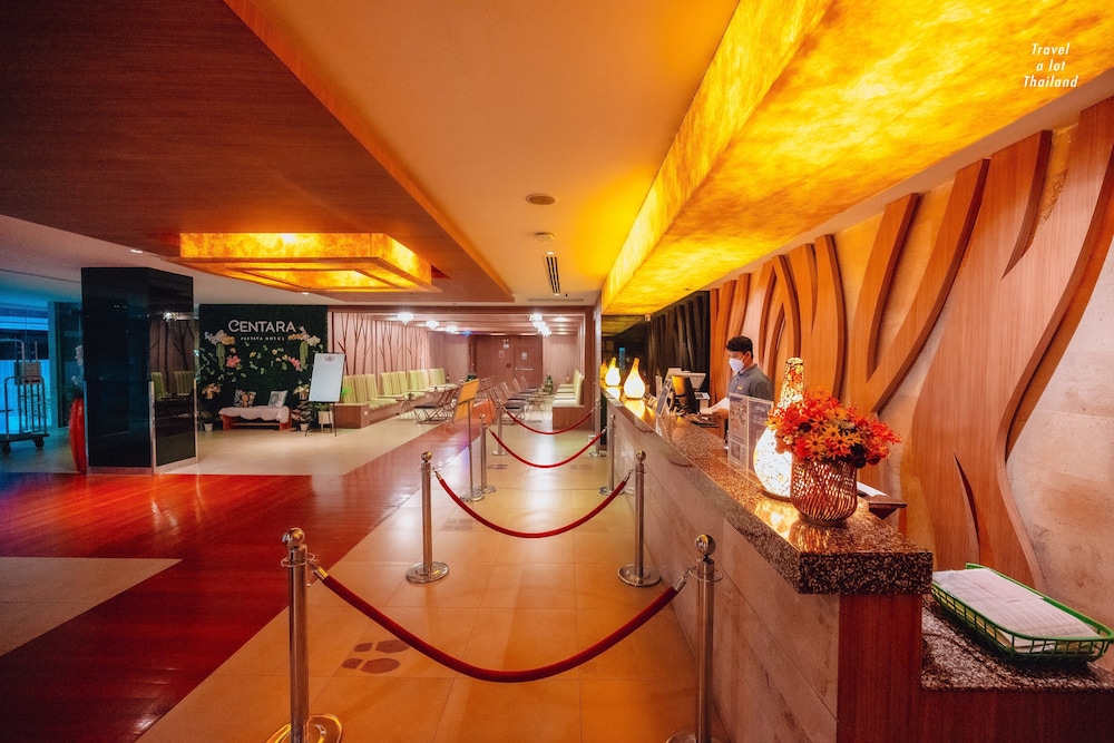Centara Pattaya Hotel — Restaurant & bars in Pattaya, Chonburi