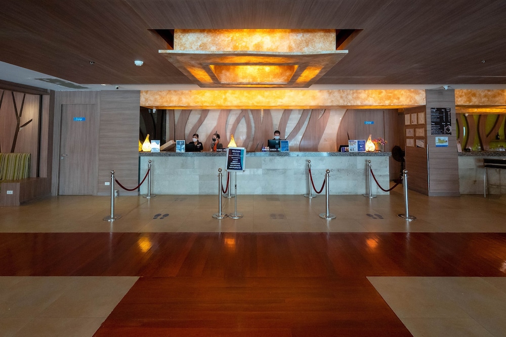 Centara Pattaya Hotel — Hotel building in Pattaya, Chonburi