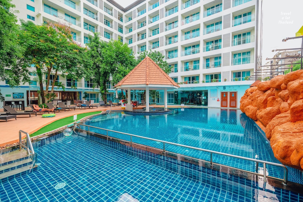 Centara Pattaya Hotel — Main photo in Pattaya, Chonburi