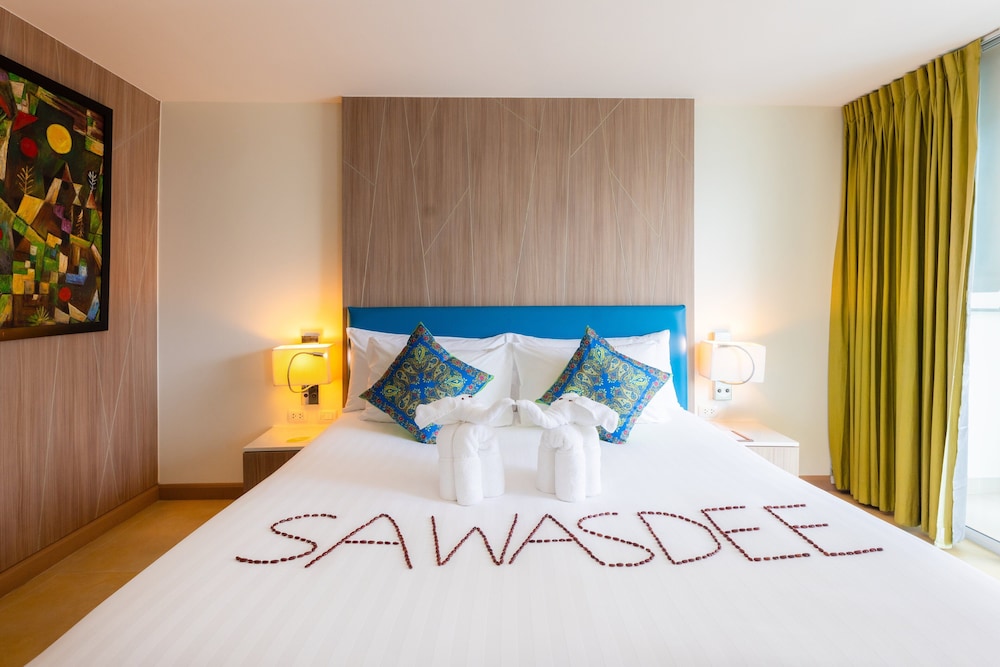 Centara Pattaya Hotel — Hotel rooms in Pattaya, Chonburi
