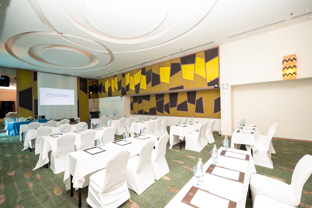 Centara Pattaya Hotel — Hotel building in Pattaya, Chonburi