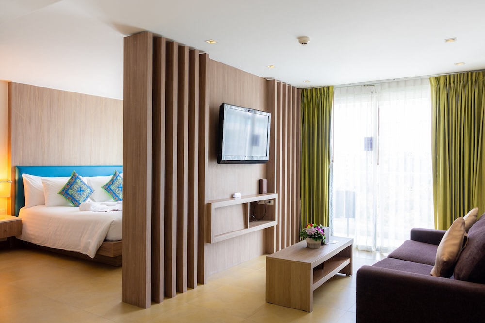 Centara Pattaya Hotel — Hotel rooms in Pattaya, Chonburi