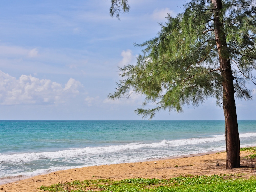 Le Méridien Phuket Mai Khao Beach Resort — Beach in Mai Khao, Phuket Province