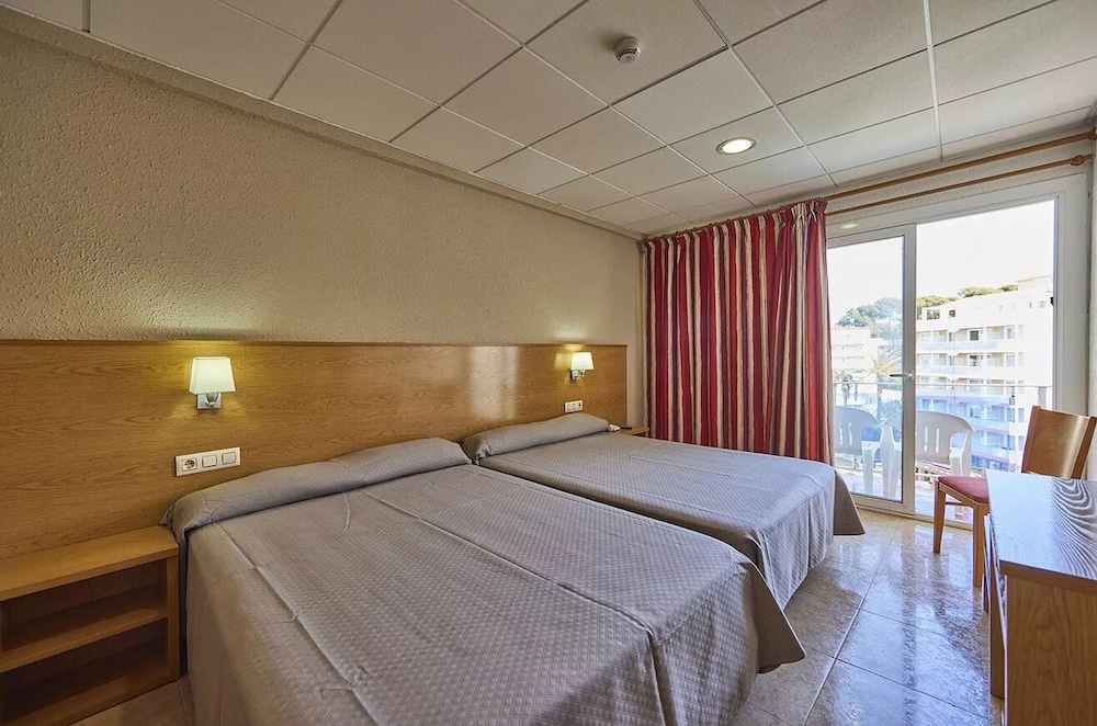 Ona Don Juan — Hotel rooms in Lloret de Mar, Catalonia