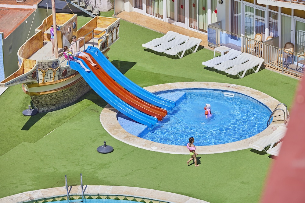 Ona Don Juan — Attractions for children in Lloret de Mar, Catalonia