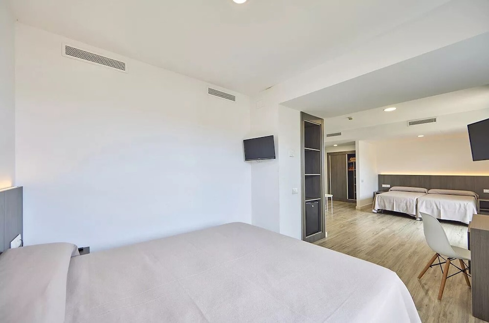 Ona Don Juan — Hotel rooms in Lloret de Mar, Catalonia