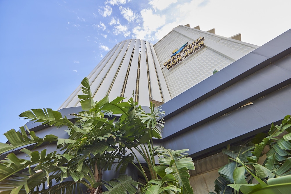 Ona Don Juan — Hotel building in Lloret de Mar, Catalonia