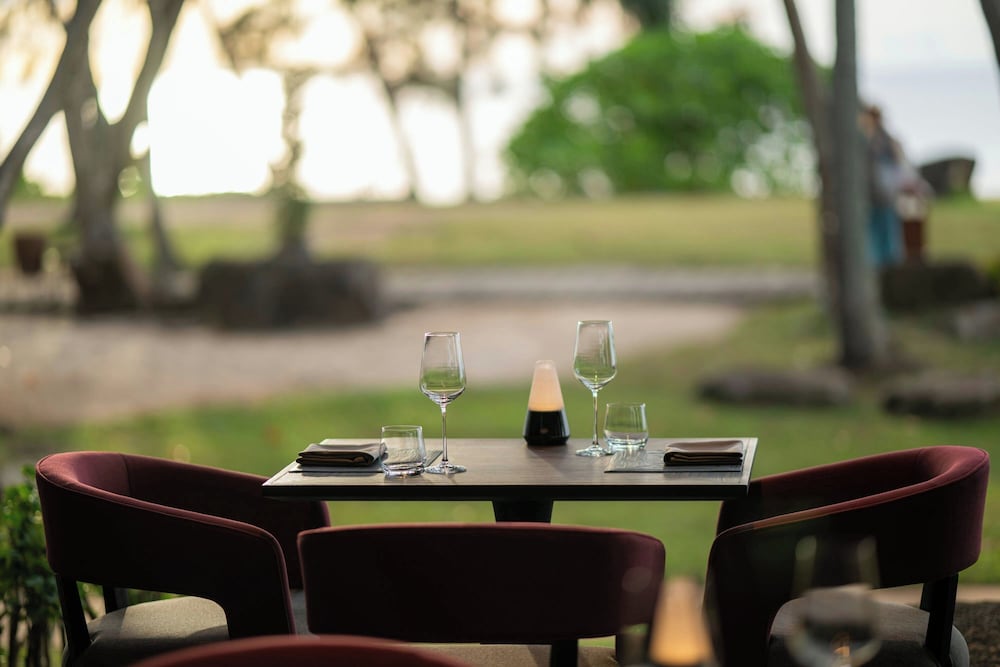 Marriott's Phuket Beach Club — Restaurant & bars in Mai Khao, Phuket Province