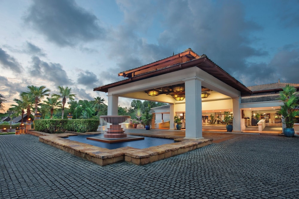 Marriott's Phuket Beach Club — Hotel building in Mai Khao, Phuket Province