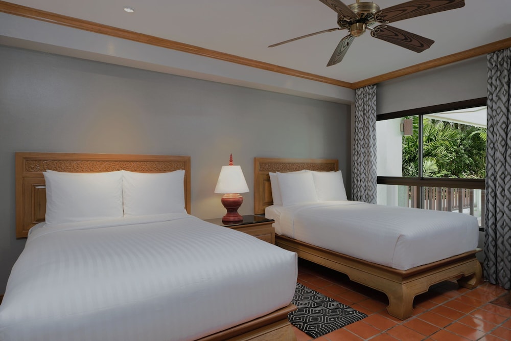 Marriott's Phuket Beach Club — Hotel rooms in Mai Khao, Phuket Province