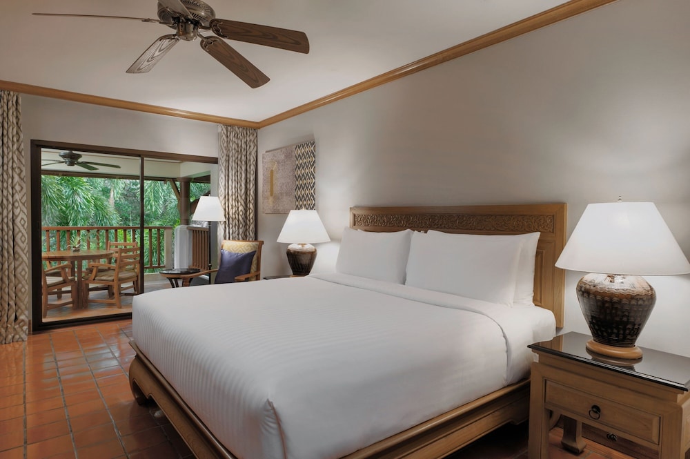 Marriott's Phuket Beach Club — Hotel rooms in Mai Khao, Phuket Province