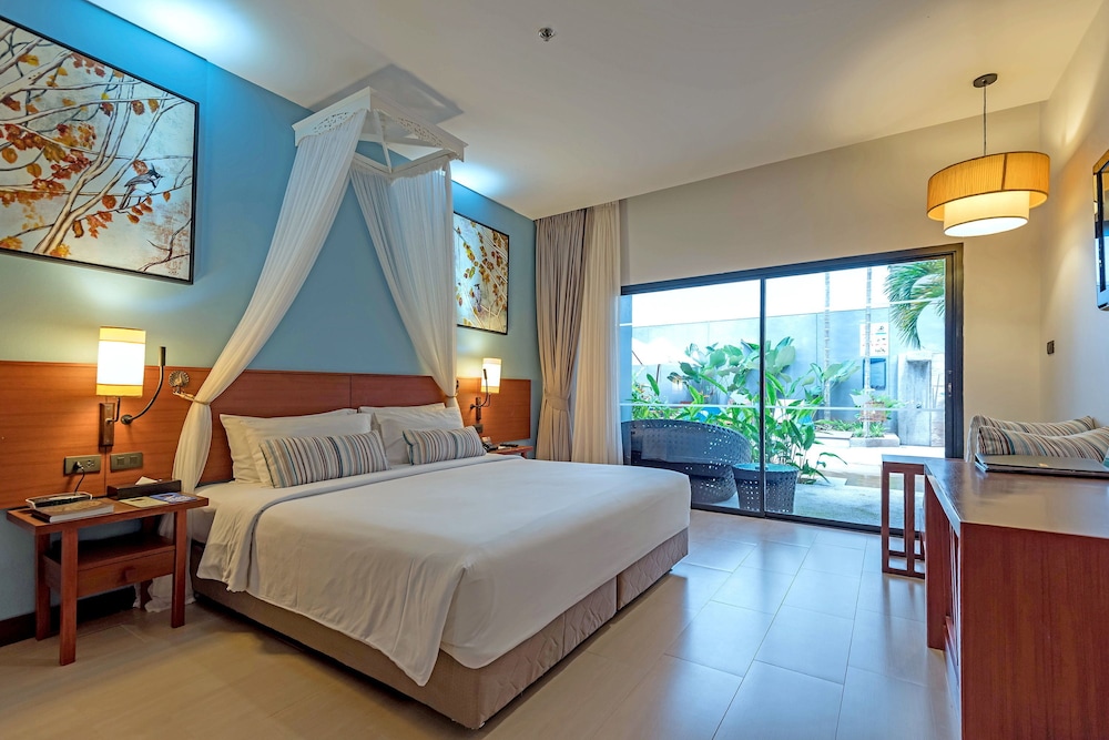 Deevana Plaza Krabi — Hotel rooms in Ao Nang, Krabi