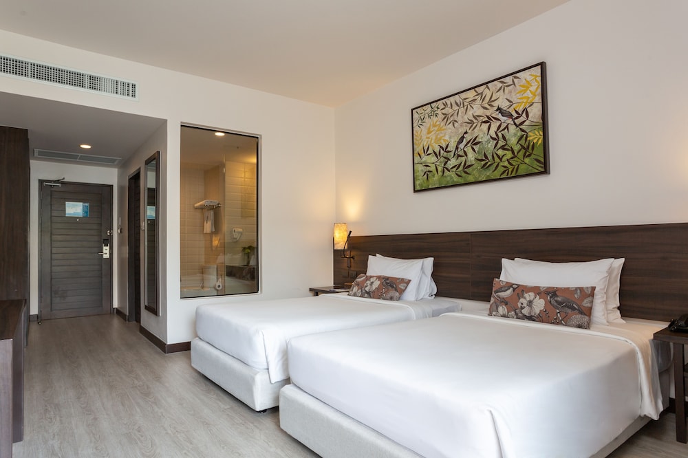 Deevana Plaza Krabi — Hotel rooms in Ao Nang, Krabi