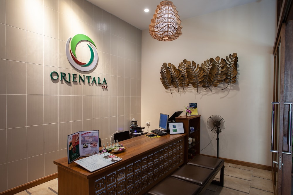 Deevana Plaza Krabi — Hotel building in Ao Nang, Krabi