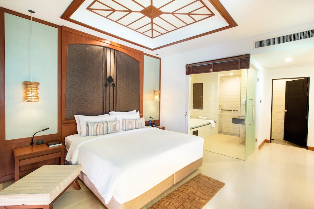 Deevana Plaza Krabi — Hotel rooms in Ao Nang, Krabi