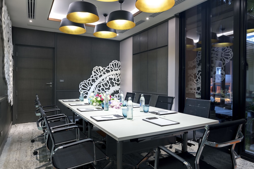 Mercure Samui Chaweng Tana Hotel — Restaurant & bars in Bo Phut, Surat Thani