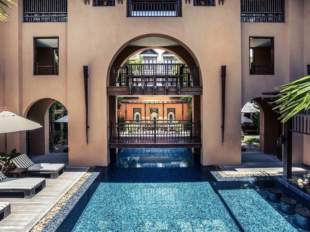 Mercure Samui Chaweng Tana Hotel — Hotel building in Bo Phut, Surat Thani