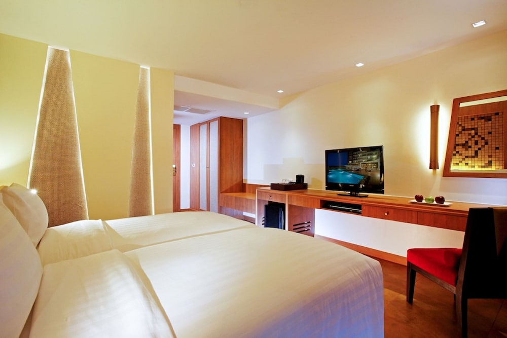 Centara Nova Hotel Pattaya — Hotel rooms in Pattaya, Chonburi