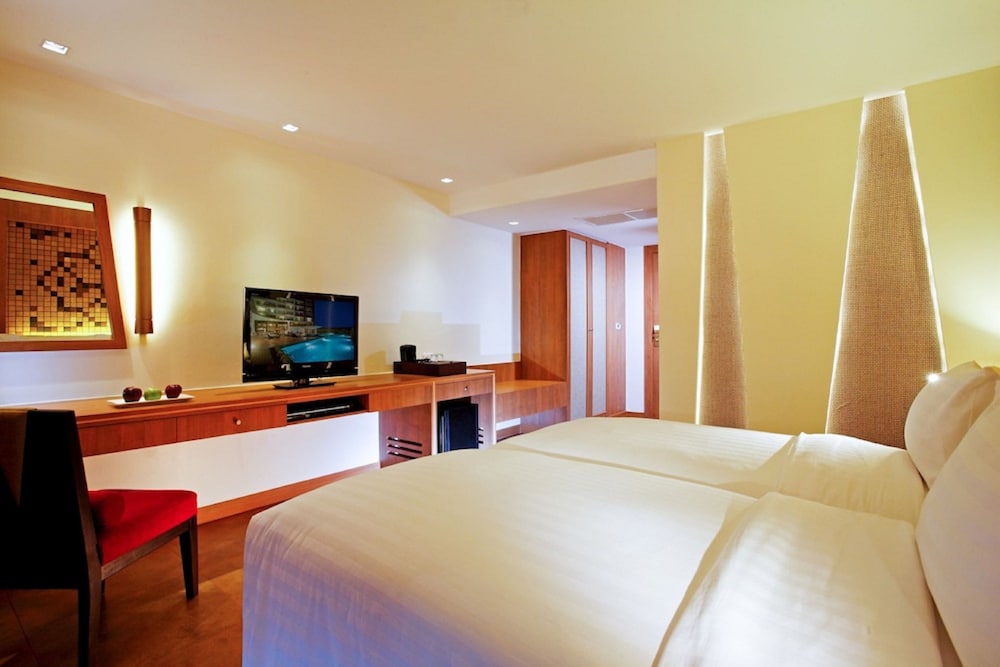 Centara Nova Hotel Pattaya — Hotel rooms in Pattaya, Chonburi