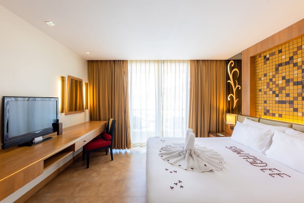Centara Nova Hotel Pattaya — Hotel rooms in Pattaya, Chonburi
