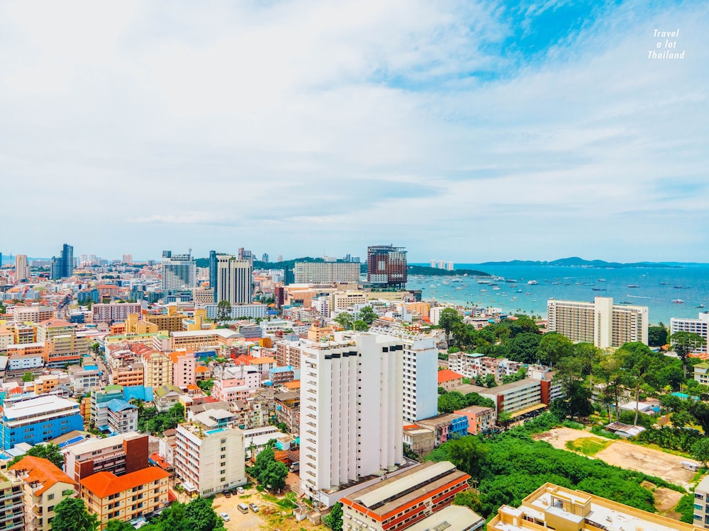 Centara Nova Hotel Pattaya — Attractions in the area in Pattaya, Chonburi