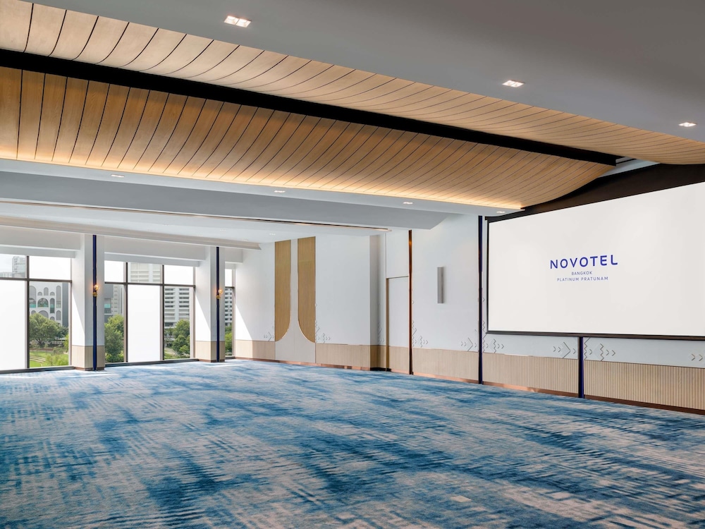 Novotel Bangkok Platinum Pratunam — Hotel building in Bangkok, Bangkok