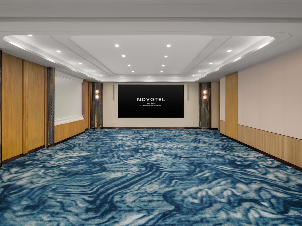 Novotel Bangkok Platinum Pratunam — Hotel building in Bangkok, Bangkok