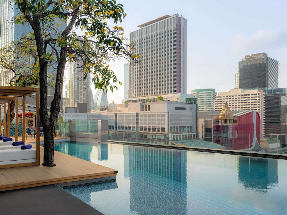 Novotel Bangkok Platinum Pratunam — Swimming pool in Bangkok, Bangkok