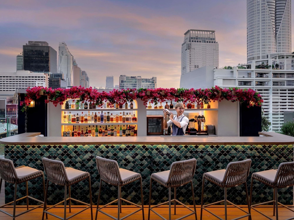 Novotel Bangkok Platinum Pratunam — Restaurant & bars in Bangkok, Bangkok