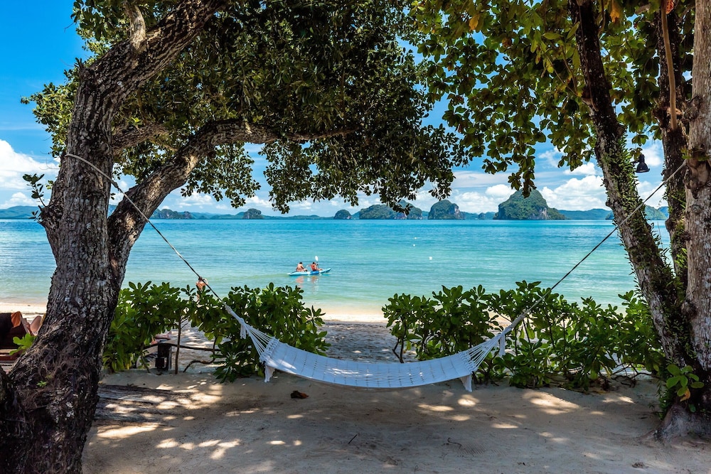 Tup Kaek Sunset Beach Resort — Beach in Nong Thalay, Krabi