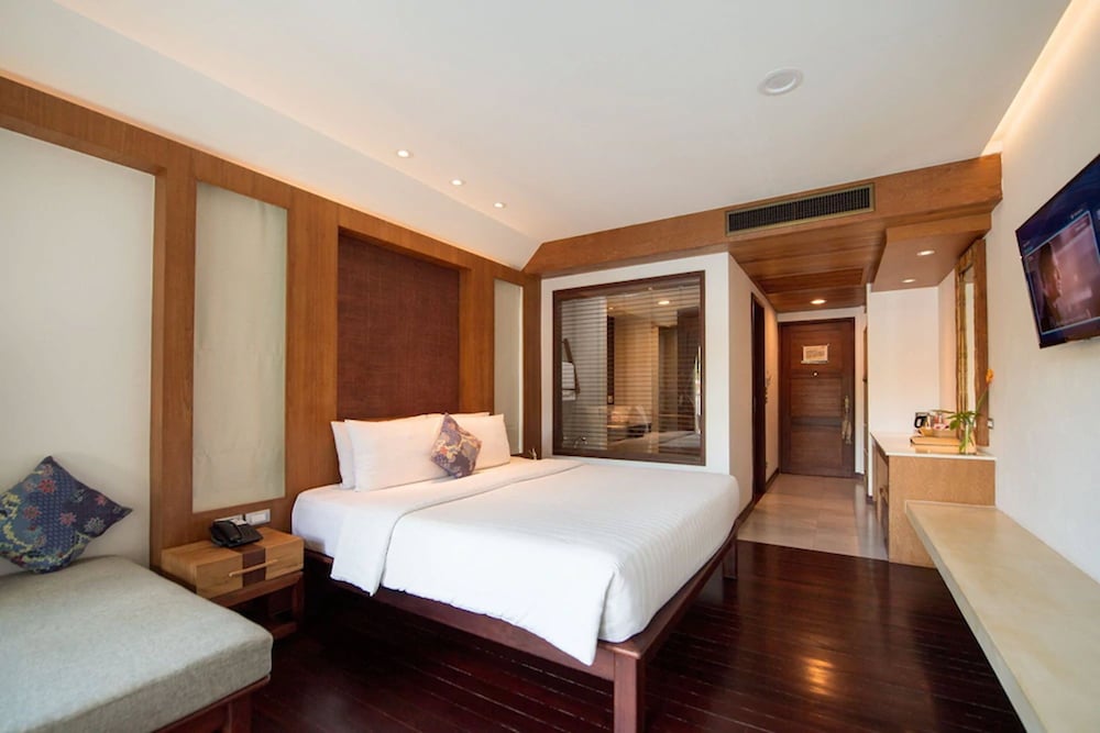 Tup Kaek Sunset Beach Resort — Hotel rooms in Nong Thalay, Krabi