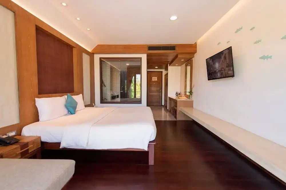 Tup Kaek Sunset Beach Resort — Hotel rooms in Nong Thalay, Krabi