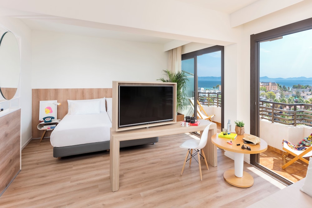 INNSiDE by Meliá Alcudia — Hotel rooms in Alcudia, Balearic Islands