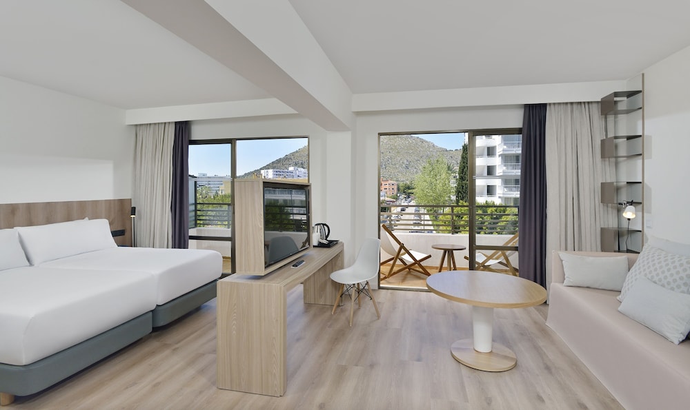 INNSiDE by Meliá Alcudia — Hotel rooms in Alcudia, Balearic Islands