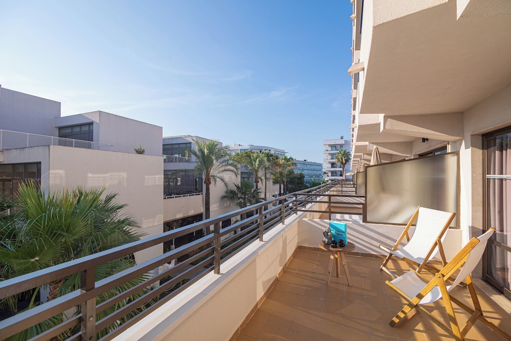 INNSiDE by Meliá Alcudia — Hotel rooms in Alcudia, Balearic Islands