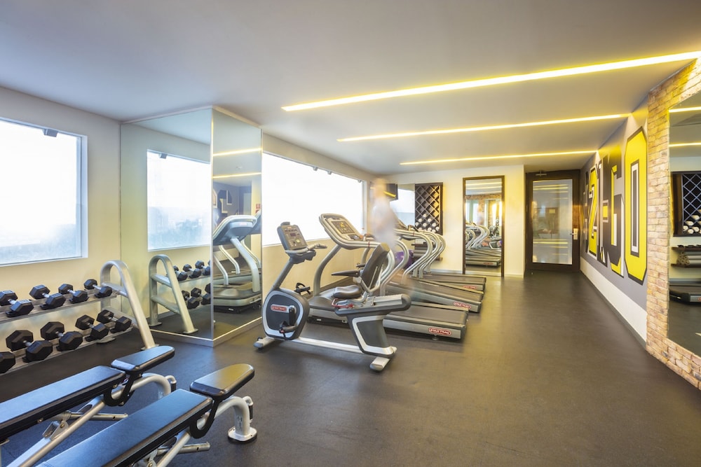 Krystal Urban Cancun & Beach Club — Sports & recreation in Cancun, Quintana Roo
