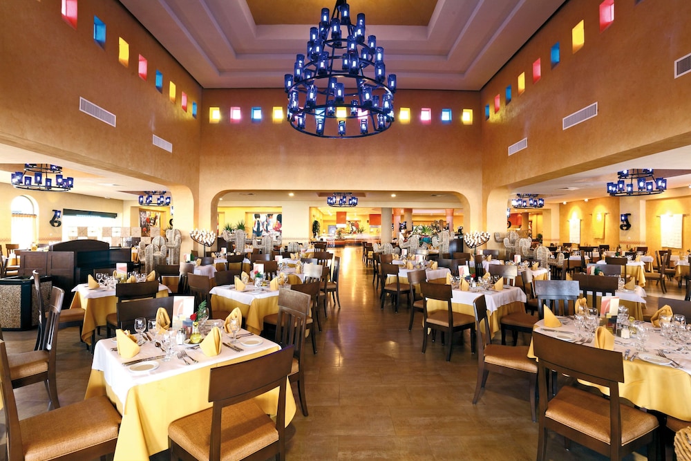 Barceló Maya Palace - All Inclusive — Restaurant & bars in Puerto Aventuras, Quintana Roo