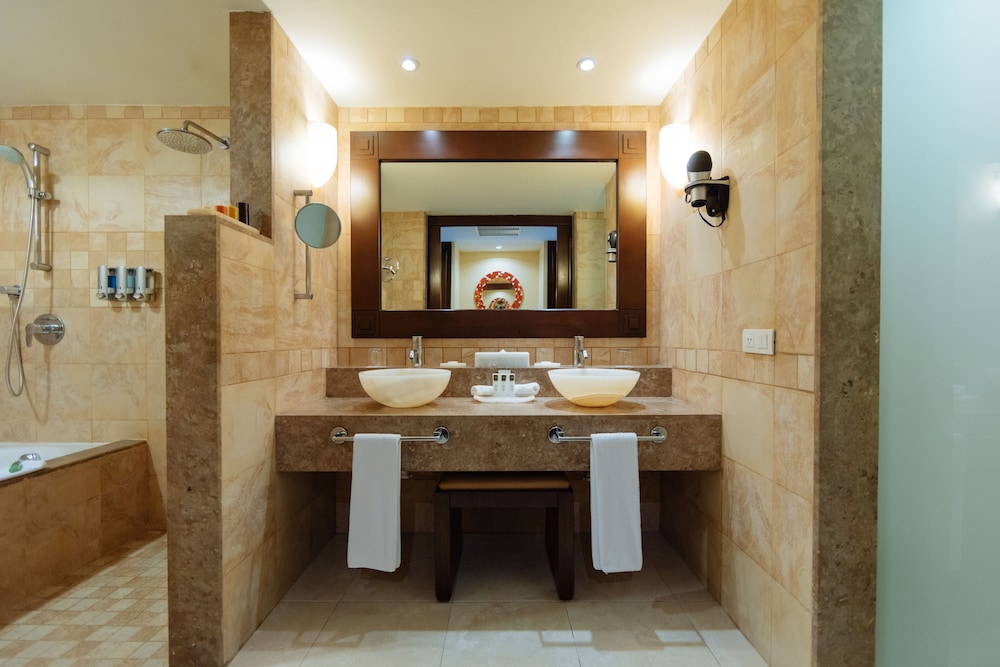 Barceló Maya Palace - All Inclusive — Hotel rooms in Puerto Aventuras, Quintana Roo