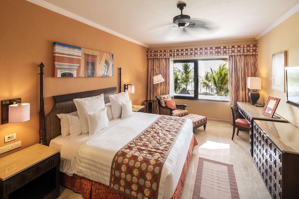 Barceló Maya Palace - All Inclusive — Hotel rooms in Puerto Aventuras, Quintana Roo
