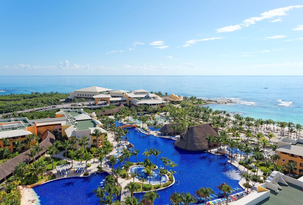 Barceló Maya Palace - All Inclusive — Swimming pool in Puerto Aventuras, Quintana Roo