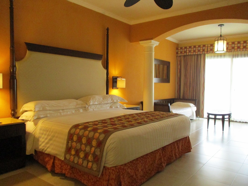 Barceló Maya Palace - All Inclusive — Hotel rooms in Puerto Aventuras, Quintana Roo