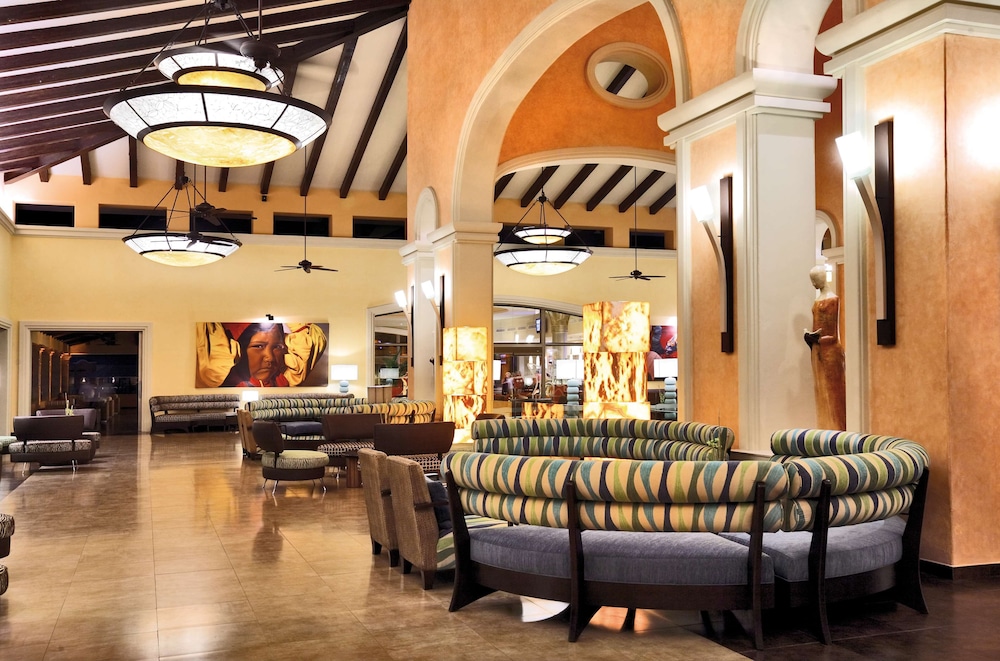 Barceló Maya Palace - All Inclusive — Hotel building in Puerto Aventuras, Quintana Roo