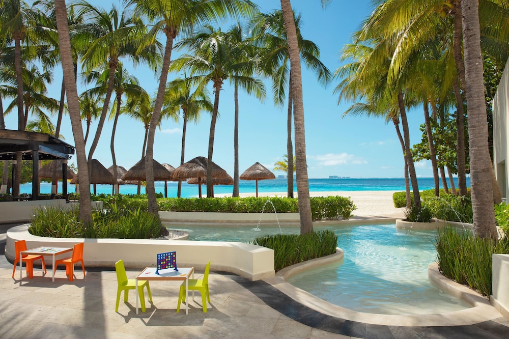Dreams Sands Cancun Resort & Spa - All Inclusive — Beach in Cancun, Quintana Roo