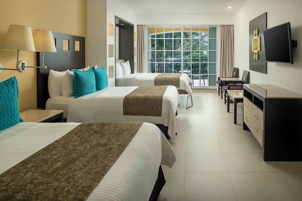 Hotel Marina El Cid Spa & Beach Resort All Inclusive — Rooms in Puerto Morelos, Quintana Roo