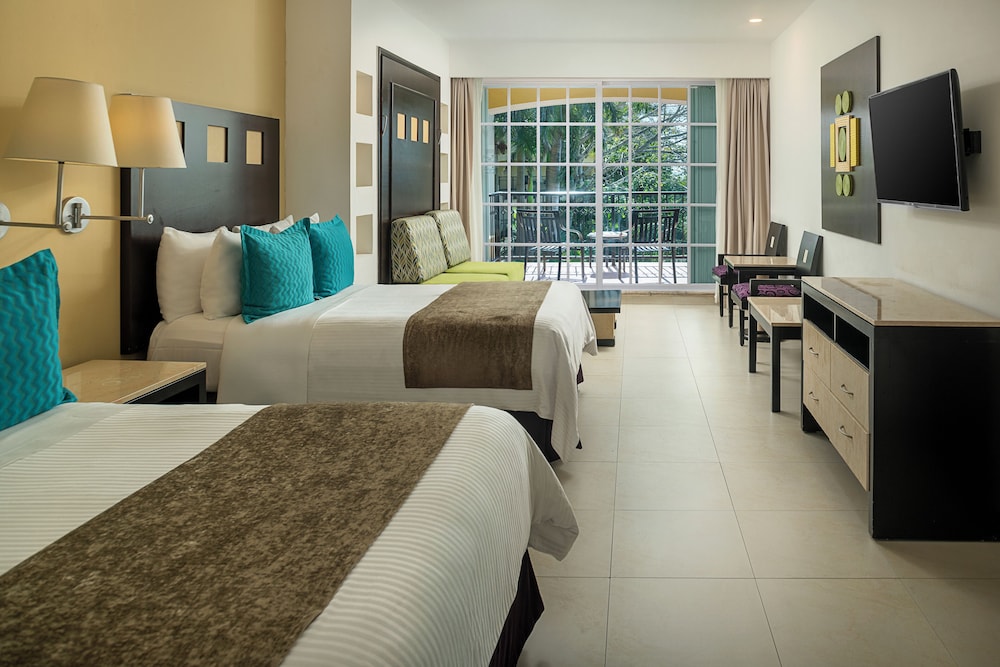 Hotel Marina El Cid Spa & Beach Resort All Inclusive — Rooms in Puerto Morelos, Quintana Roo