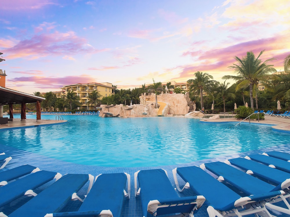 Hotel Marina El Cid Spa & Beach Resort All Inclusive — Pool in Puerto Morelos, Quintana Roo