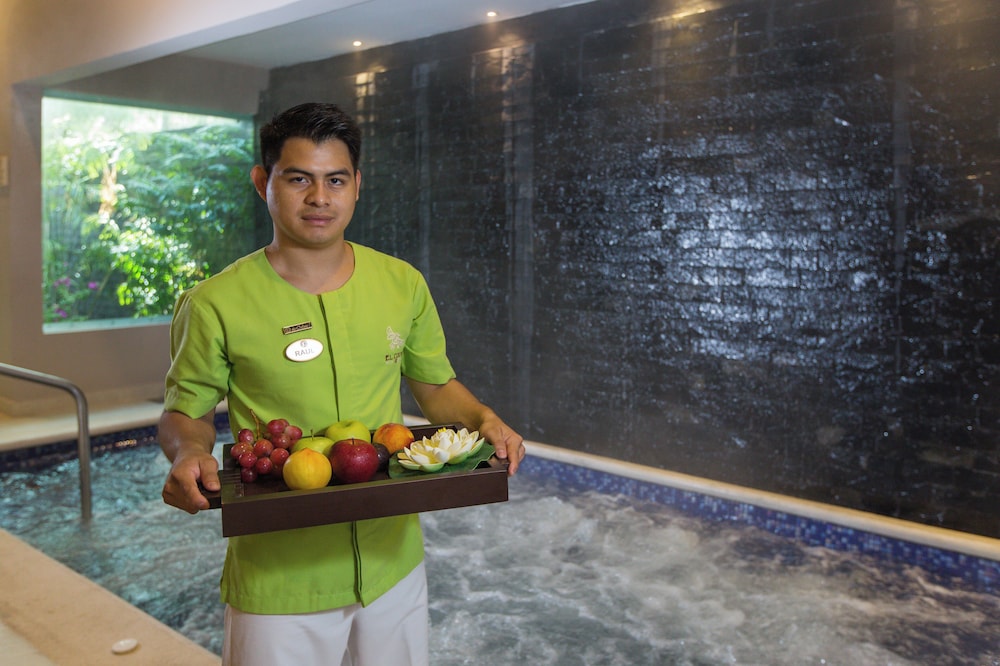 Hotel Marina El Cid Spa & Beach Resort All Inclusive — Facilities in Puerto Morelos, Quintana Roo