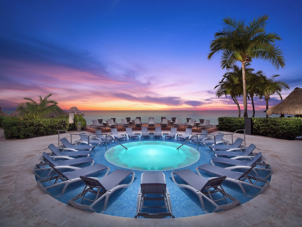Hotel Marina El Cid Spa & Beach Resort All Inclusive — Pool in Puerto Morelos, Quintana Roo