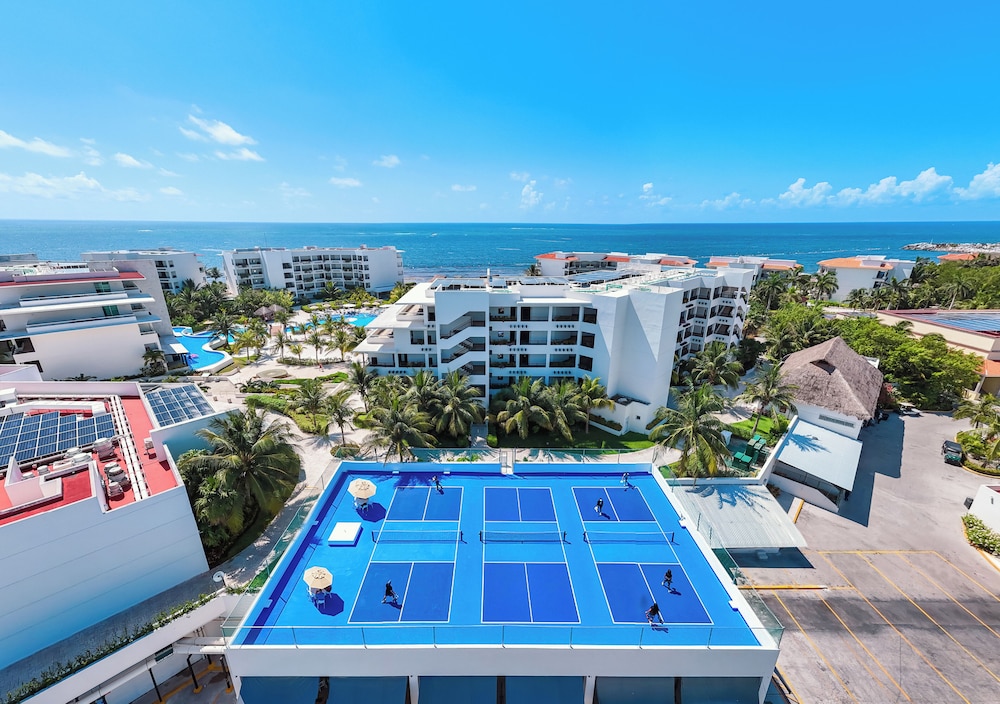 Hotel Marina El Cid Spa & Beach Resort All Inclusive — On-site activities in Puerto Morelos, Quintana Roo