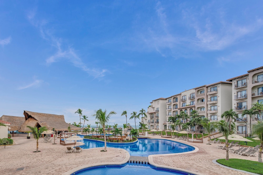 Fiesta Americana Cancun Villas — Swimming pool in Cancun, Quintana Roo
